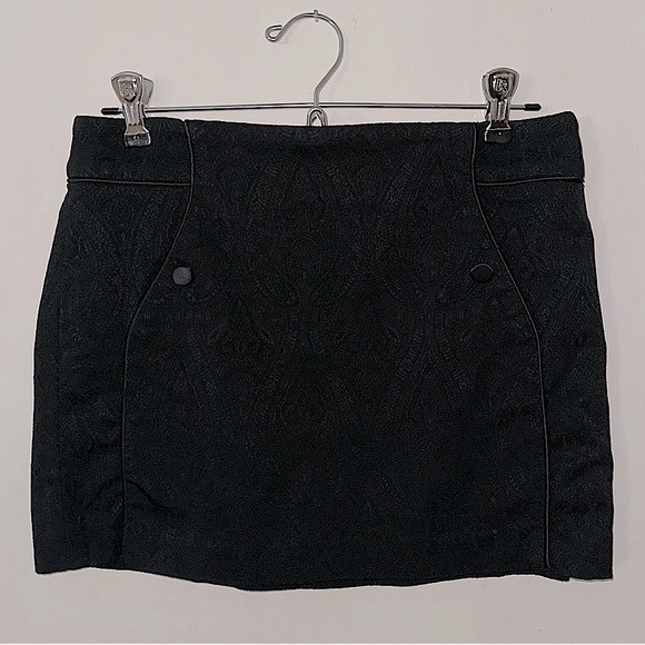 Y2K Bebe black mini skirt filigree paisley pattern buttons pockets zipper VTG 0 - Picture 5 of 11